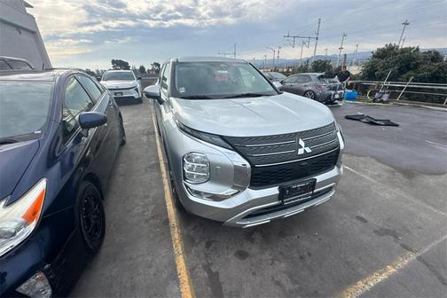 2024 Mitsubishi Outlander SE 2.5 S-AWC