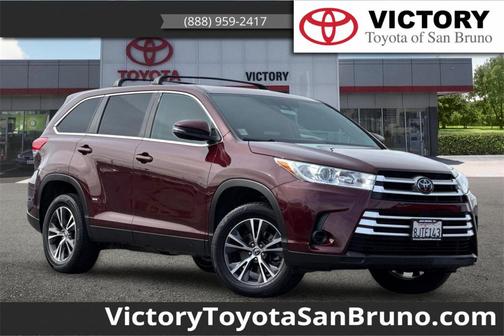 2019 Toyota Highlander LE