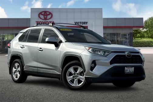 2020 Toyota RAV4 XLE