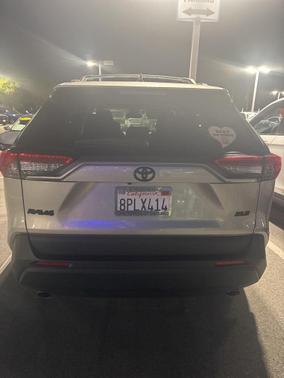 2020 Toyota RAV4 XLE