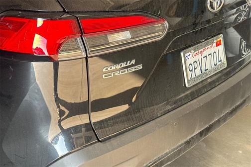 2024 Toyota Corolla Cross XLE