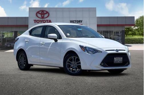 2019 Toyota Yaris Sedan LE
