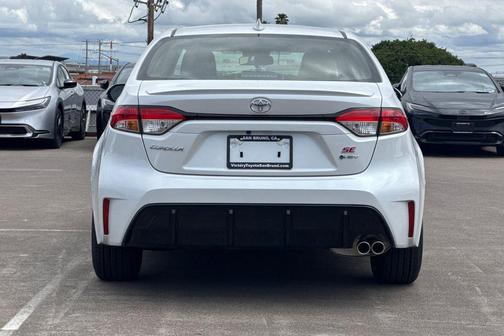 Wind Chill Pearl 2026 Toyota Corolla Hybrid SE