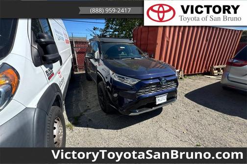 2021 Toyota RAV4 Hybrid SE