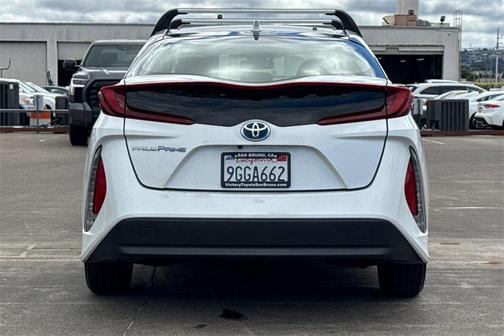 2022 Toyota Prius Prime LE