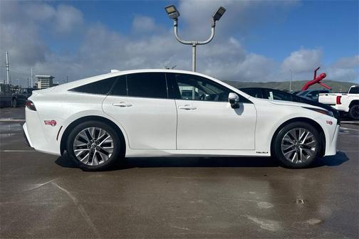 2023 Toyota Mirai Base