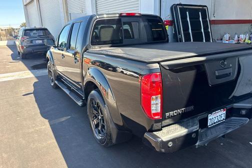 2021 Nissan Frontier SV