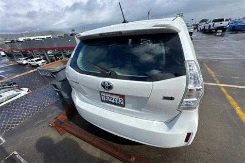 2013 Toyota Prius v Three