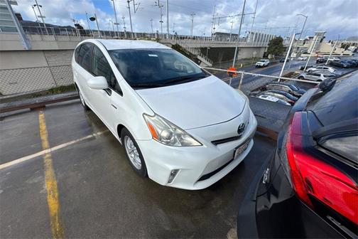 2013 Toyota Prius v Three