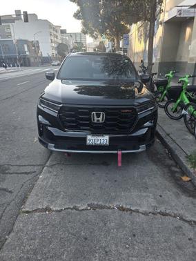 Black Metallic 2025 Honda Pilot TrailSport