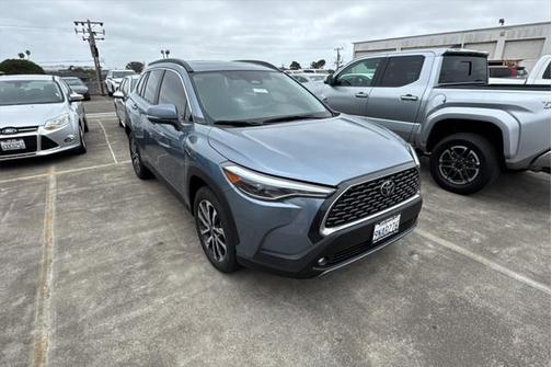 2024 Toyota Corolla Cross XLE