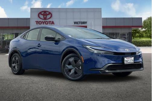 2024 Toyota Prius LE