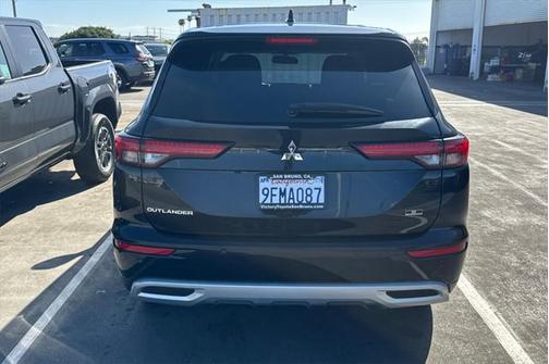 2023 Mitsubishi Outlander SE Special Edition 2WD