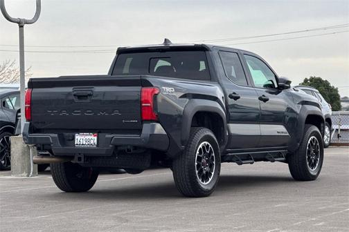 2024 Toyota Tacoma Hybrid TRD Off Road