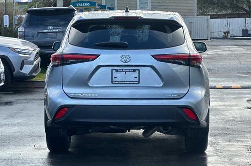 2023 Toyota Highlander LE
