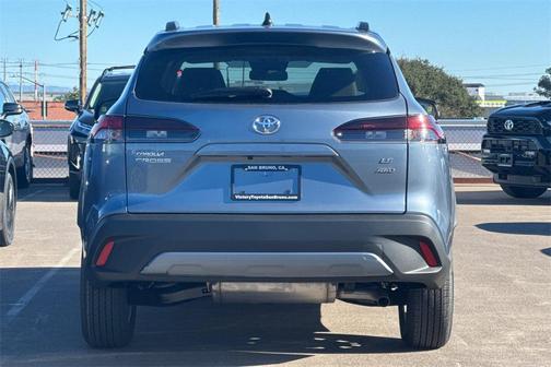 2026 Toyota Corolla Cross LE