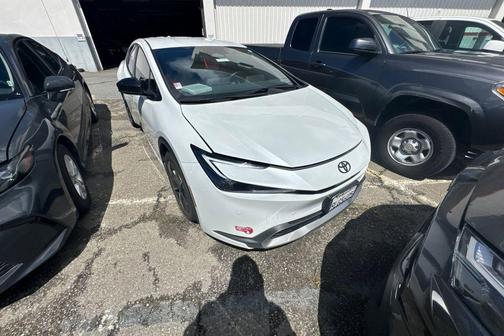 2024 Toyota Prius Prime SE