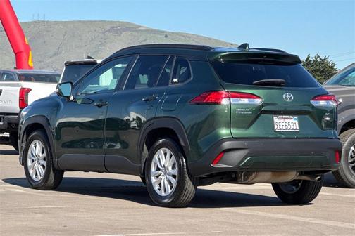 2023 Toyota Corolla Cross LE