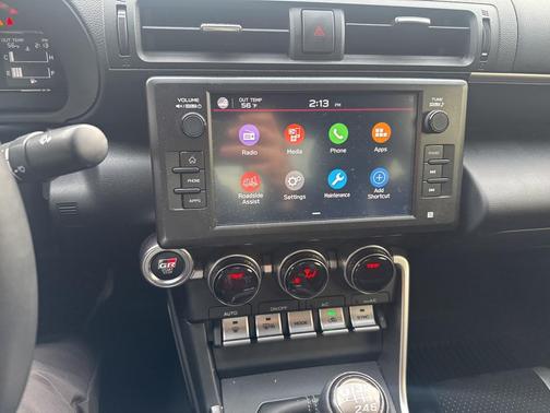 2024 Toyota GR86 Premium