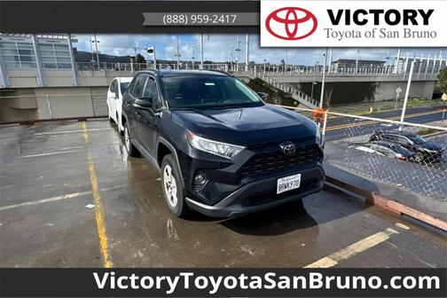 2020 Toyota RAV4 XLE