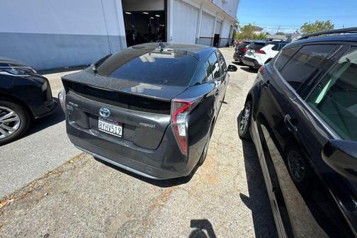 Magnetic Gray Metallic 2016 Toyota Prius Four