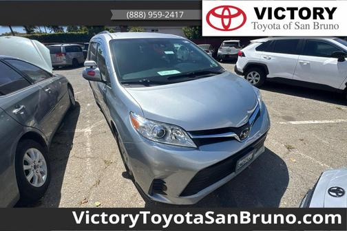 Celestial Silver Metallic 2020 Toyota Sienna LE