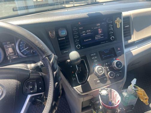 Celestial Silver Metallic 2020 Toyota Sienna LE