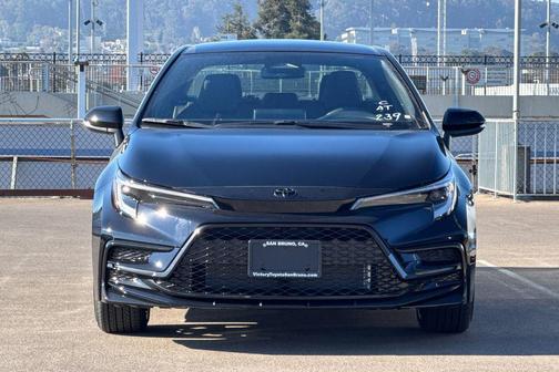 Midnight Black Metallic 2026 Toyota Corolla SE