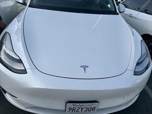 2021 Tesla Model Y Long Range Dual Motor All-Wheel Drive