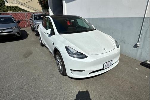 2021 Tesla Model Y Long Range Dual Motor All-Wheel Drive