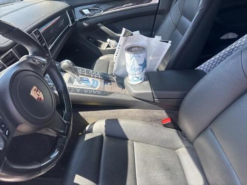 2013 Porsche Panamera 4S