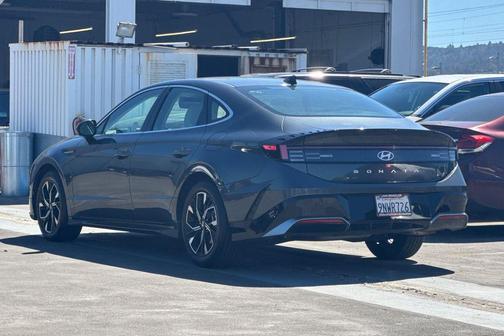 2025 Hyundai SONATA SEL