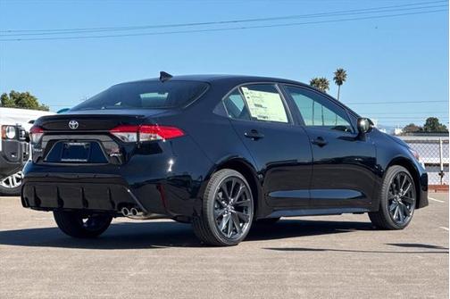 2025 Toyota Corolla Hybrid SE
