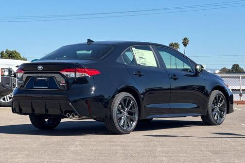 2025 Toyota Corolla Hybrid SE