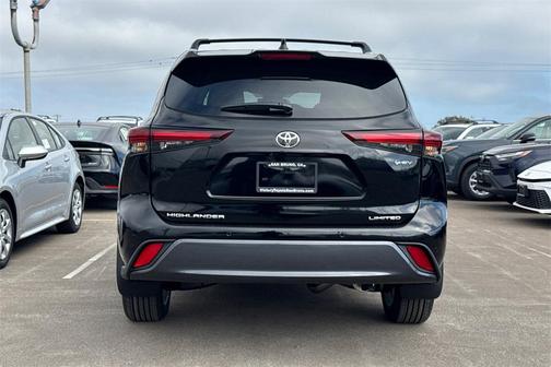 2025 Toyota Highlander Hybrid Limited