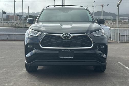 2025 Toyota Highlander Hybrid Limited