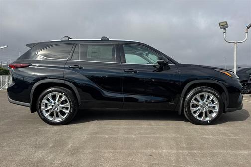 2025 Toyota Highlander Hybrid Limited