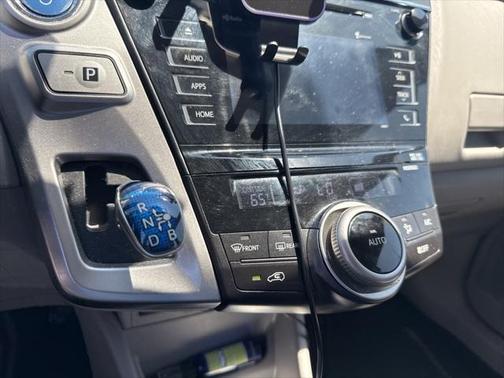 2015 Toyota Prius v Three