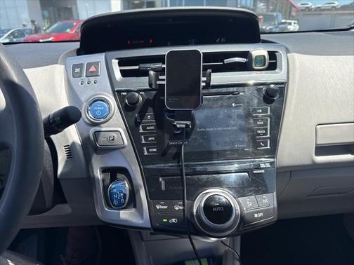 2015 Toyota Prius v Three