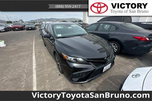 Midnight Black Metallic 2023 Toyota Camry SE