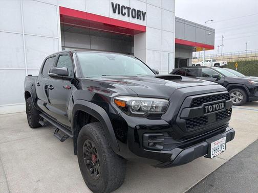 Midnight Black Metallic 2019 Toyota Tacoma TRD Pro