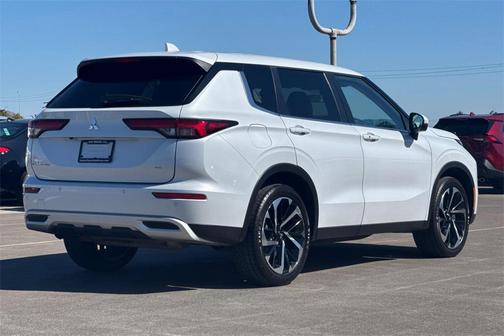2024 Mitsubishi Outlander SE 2.5 2WD