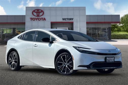 2024 Toyota Prius XLE