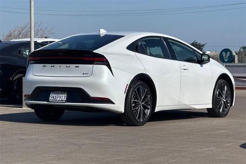 2024 Toyota Prius XLE