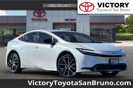 2024 Toyota Prius XLE