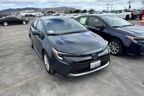 2025 Toyota Corolla Hybrid XLE