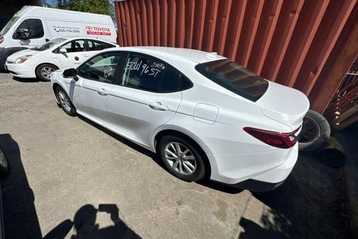 Ice Cap 2025 Toyota Camry LE