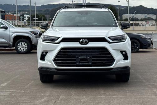 Wind Chill Pearl 2026 Toyota Highlander Hybrid Base