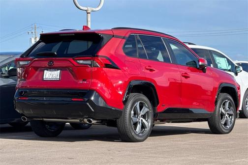 2025 Toyota RAV4 Hybrid SE