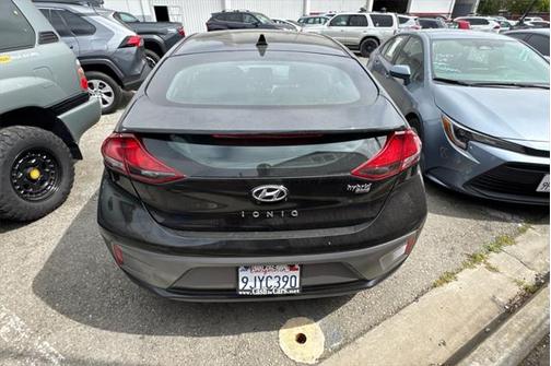 2020 Hyundai IONIQ Hybrid Blue